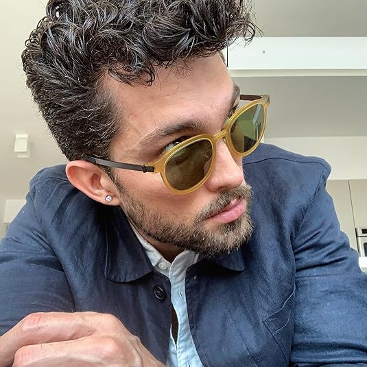 Round Solitaire Stud Earrings - Moissanite